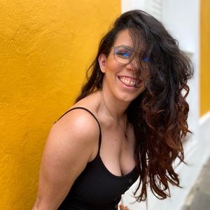 Meet your Posher, Angélica